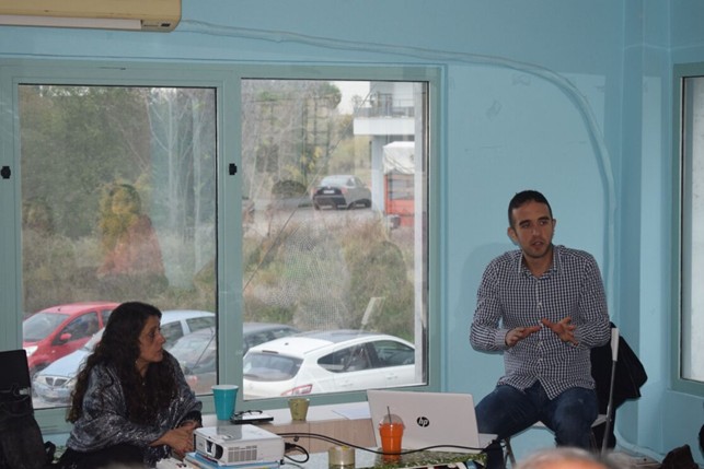 Βασίλης Περιβολάρης